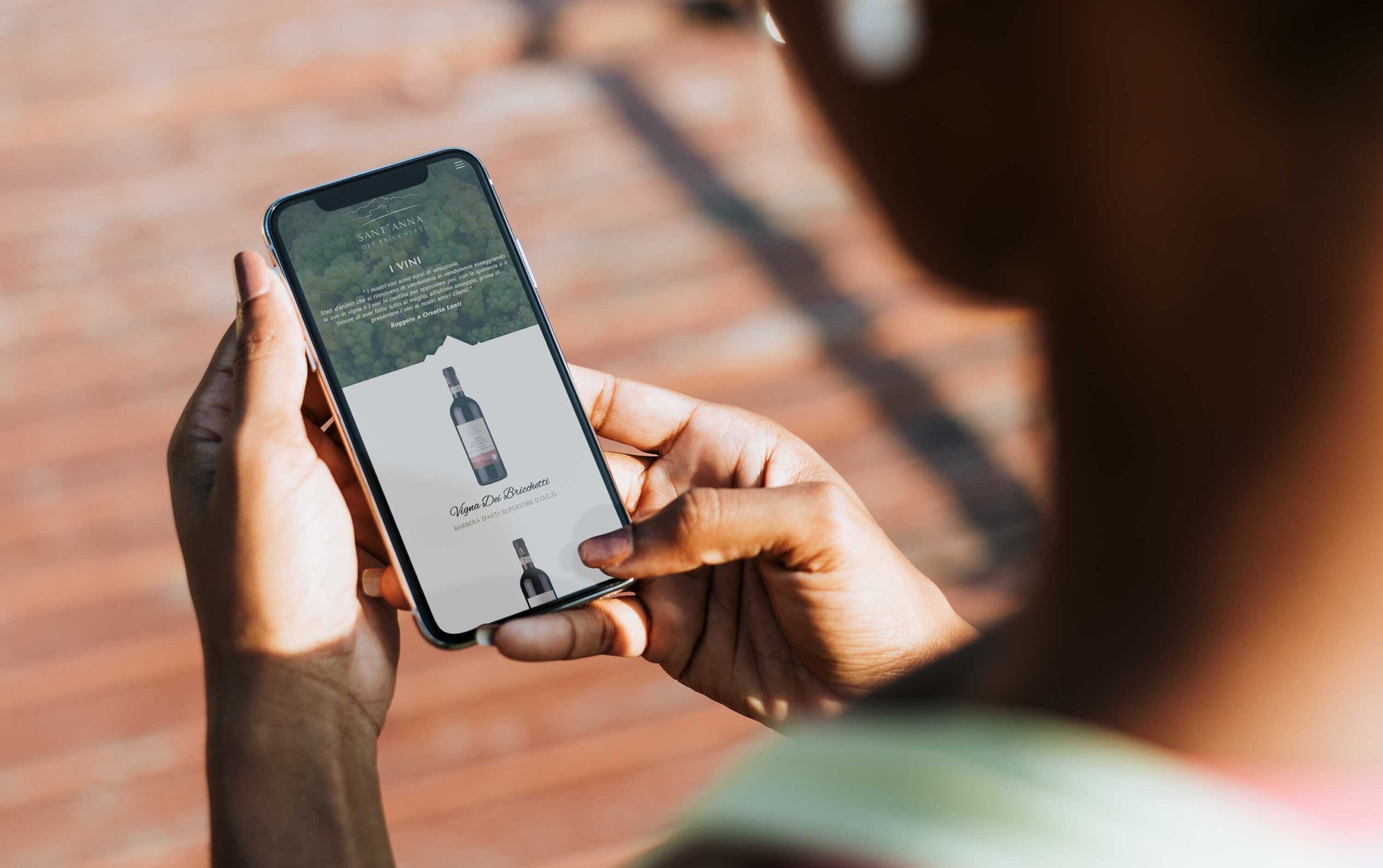 Mockup sito Sant'Anna dei Briccheti su mobile