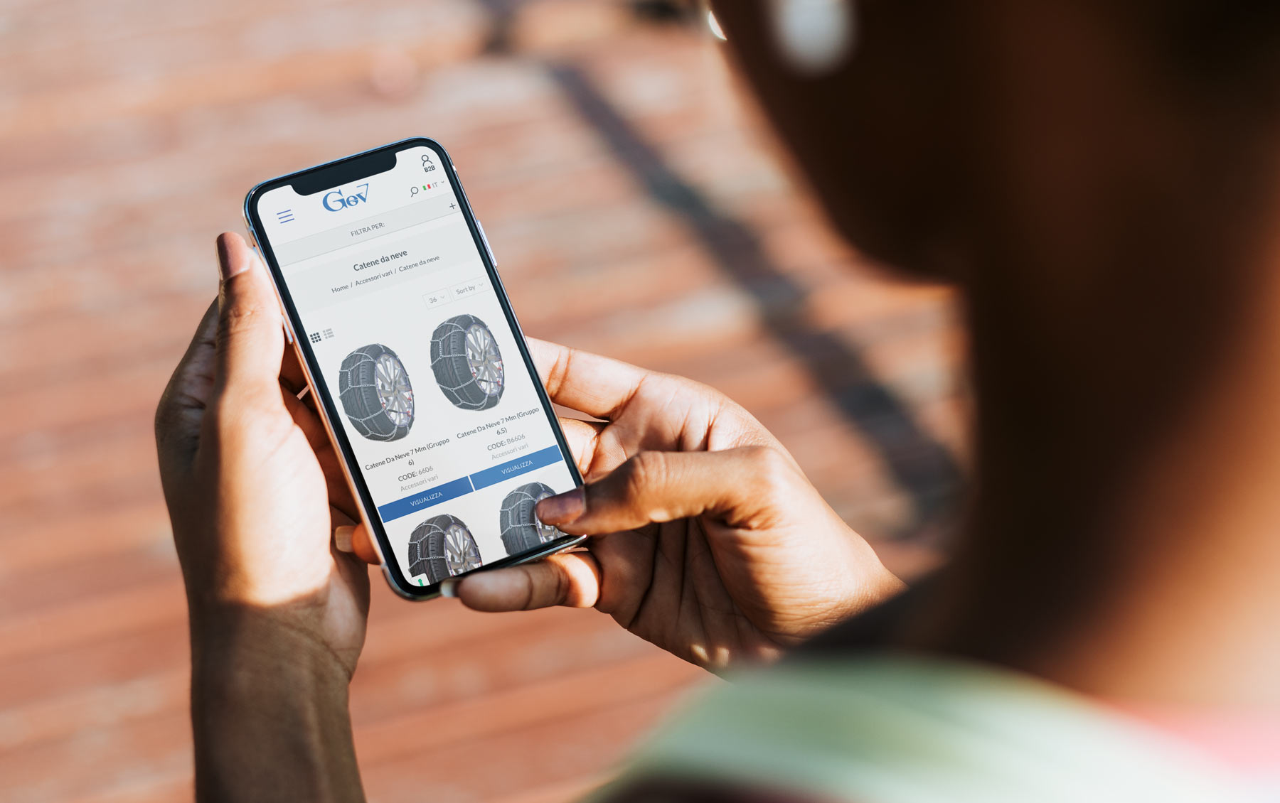 Mockup del sito ecommerce gev.it su mobile